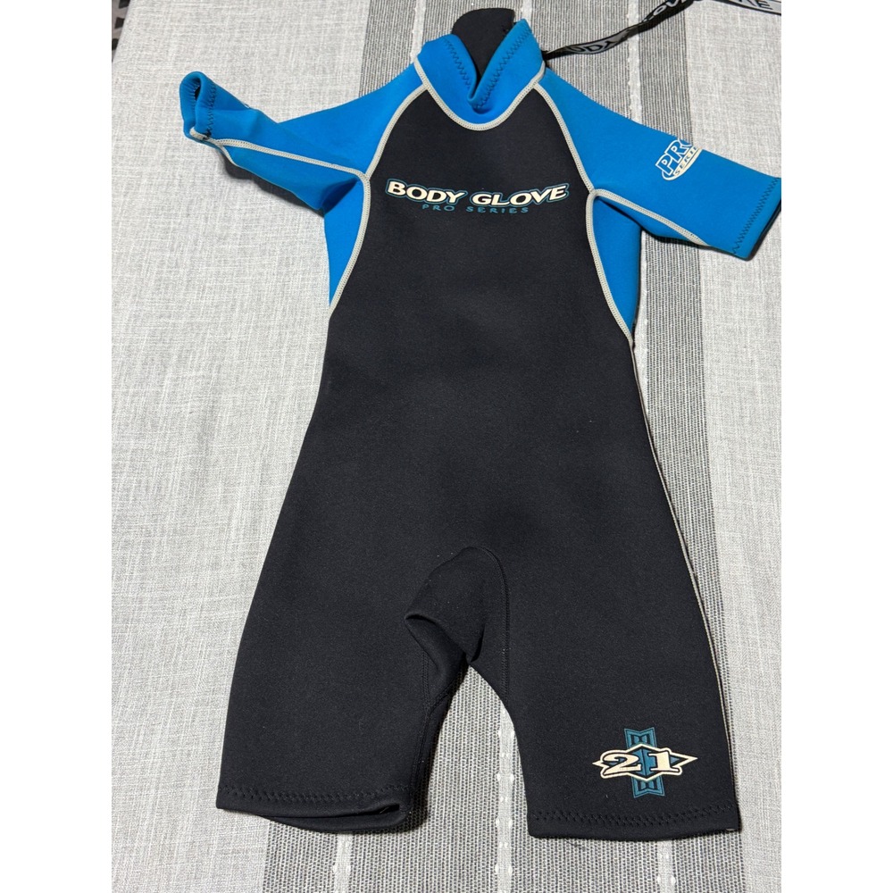 Body Glove Pro Series Juniors 8 Wetsuit Blue Black Short Sleeve